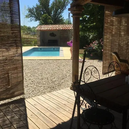 펜션 Ancienne Grange Dans Hameau *