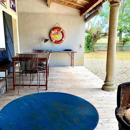 Ancienne Grange Dans Hameau